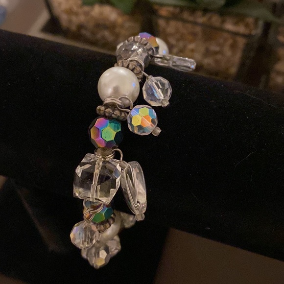 Crystal Cube and Heart Cha-Cha Bracelet - Picture 3 of 5